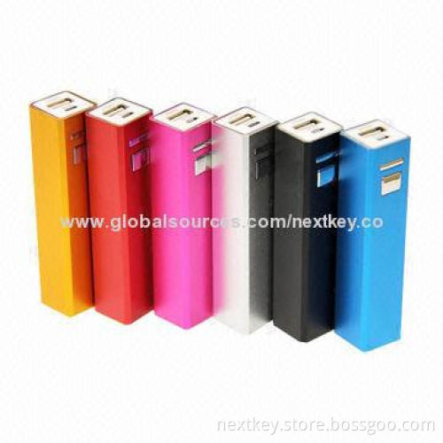 Universal USB Mobile Phone Chargers with 2,600mAh Capacity